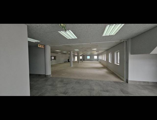 INDUSTRIAL PROPERTY TO RENT IN RANDJESPARK